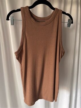 Aritzia Ribbed Scoop Neck Tank in Warm Chestnut